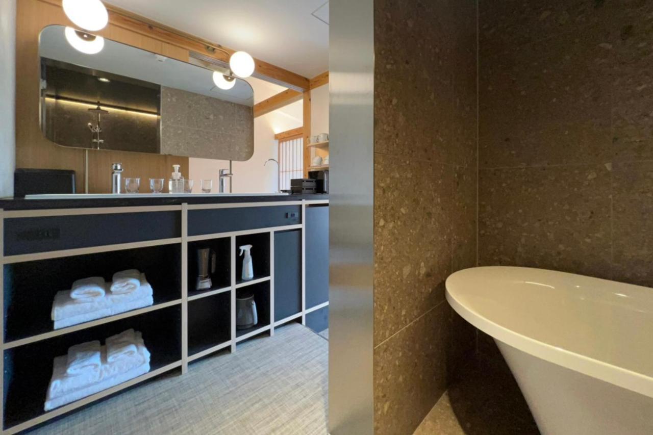 Hotel Itoya Mon 京都糸屋ホテル モン 3*